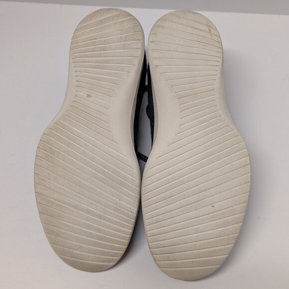 Allbirds Wool Runners in Tuke Midnight (Cream Sole) - Picture 11 of 16